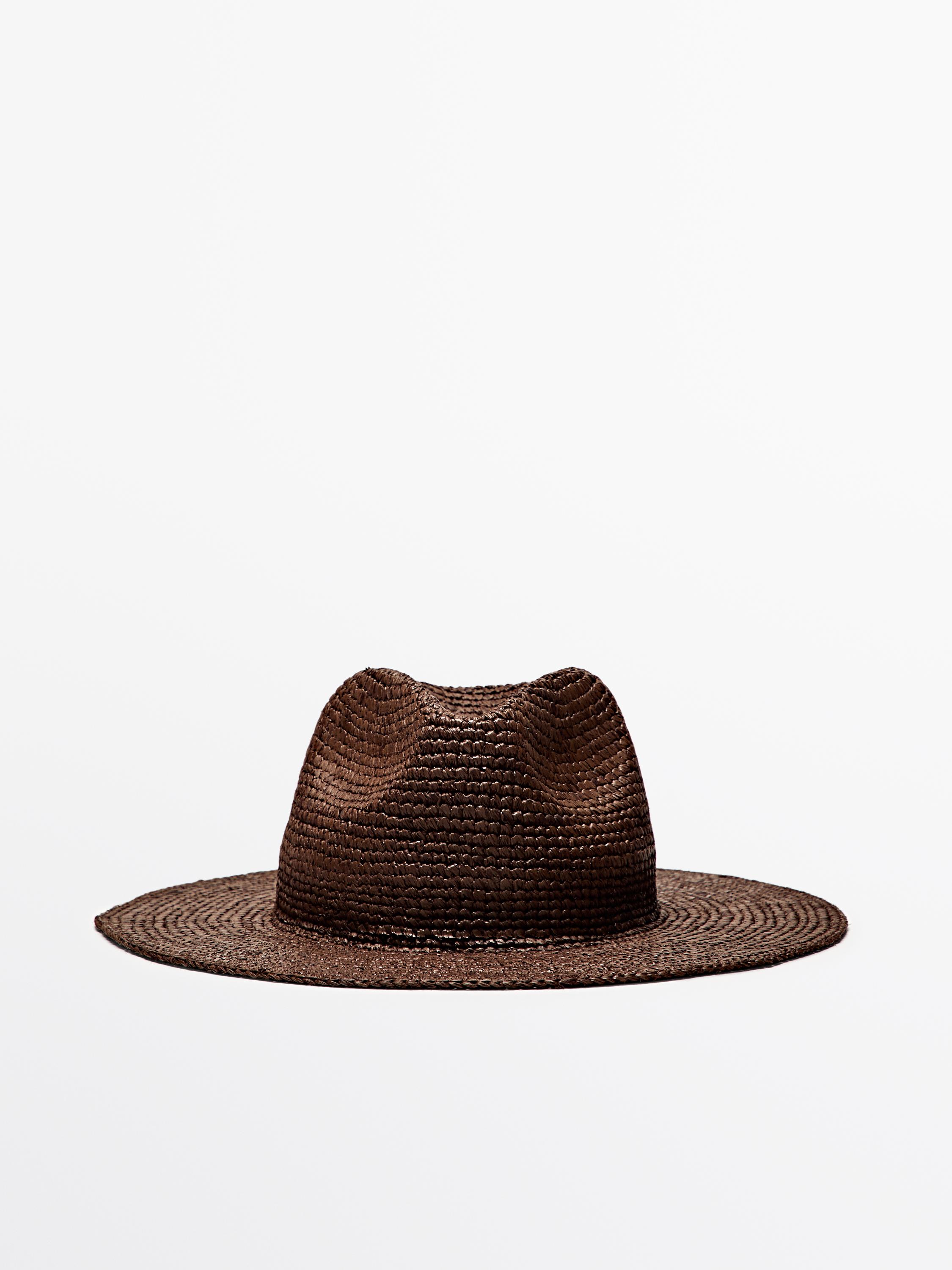 Raffia hat